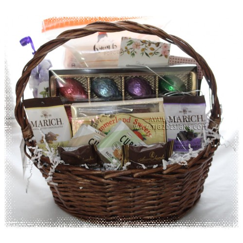 Deluxe Springtime Favorites Gift Basket